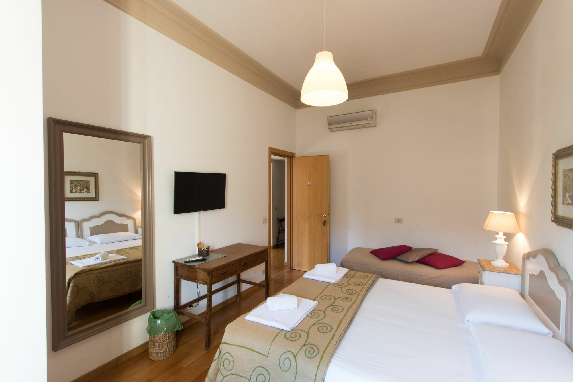 Le Suites Di Tevere Home Roma Dış mekan fotoğraf